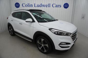 Hyundai Tucson 2.0 CRDi Blue Drive Premium SE SUV 5dr Diesel Manual | Full Serv