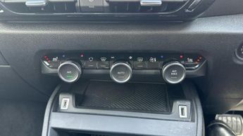 Citroen C4 1.2 PureTech MAX Hatchback 5dr Petrol EAT8 Euro 6 (s/s) (130 ps)