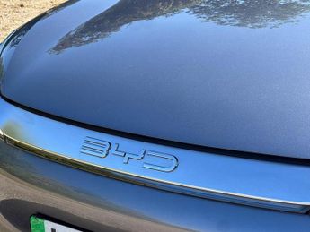BYD Atto 3 60.48kWh Design Auto 5dr