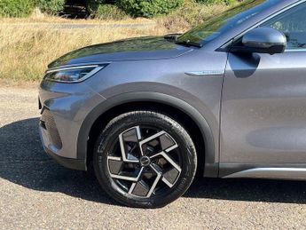 BYD Atto 3 60.48kWh Design Auto 5dr