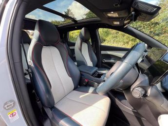 BYD Atto 3 60.48kWh Design Auto 5dr