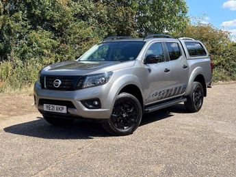 Nissan Navara 2.3 dCi N-Guard Auto 4WD Euro 6 4dr