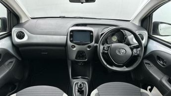 Toyota AYGO 1.0 VVT-i x-trend Funroof 5dr Petrol x-shift Euro 6 (71 ps)