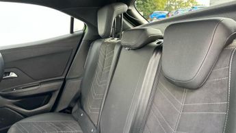 Vauxhall Mokka Electric 50kWh Ultimate SUV 5dr Electric Auto (136 ps)