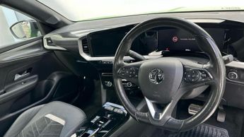 Vauxhall Mokka Electric 50kWh Ultimate SUV 5dr Electric Auto (136 ps)