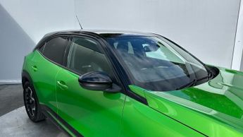 Vauxhall Mokka Electric 50kWh Ultimate SUV 5dr Electric Auto (136 ps)