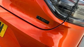 Renault Clio 1.6 E-TECH techno Hatchback 5dr Petrol Hybrid Auto Euro 6 (s/s) 