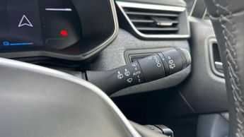 Renault Clio 1.6 E-TECH techno Hatchback 5dr Petrol Hybrid Auto Euro 6 (s/s) 