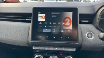 Renault Clio 1.6 E-TECH techno Hatchback 5dr Petrol Hybrid Auto Euro 6 (s/s) 