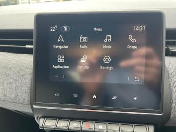 Renault Clio 1.6 E-TECH techno Hatchback 5dr Petrol Hybrid Auto Euro 6 (s/s) 