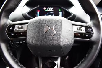 DS Automobiles DS 3 CROSSBACK E-TENSE 50kWh Bastille Crossback 5dr Electric Auto (136 ps)