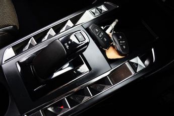 DS Automobiles DS 3 CROSSBACK E-TENSE 50kWh Bastille Crossback 5dr Electric Auto (136 ps)
