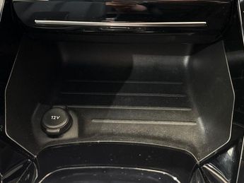 Peugeot 208 1.2 PureTech 100 Allure Premium + 5dr EAT8