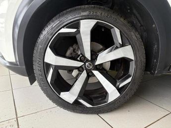 Nissan Juke 1.0 DIG-T Tekna SUV 5dr Petrol DCT Auto