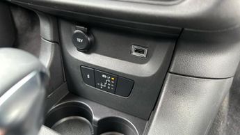 Citroen C3 1.2 PureTech PLUS Hatchback 5dr Petrol EAT6 Euro 6 (s/s) (110 ps