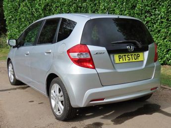 Honda Jazz 1.4 i-VTEC ES Plus Hatchback 5dr Petrol CVT Euro 5 (99 ps)