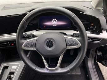Volkswagen GOLF 2.0 TDI Life 5dr DSG