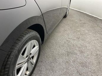 Volkswagen GOLF 2.0 TDI Life 5dr DSG