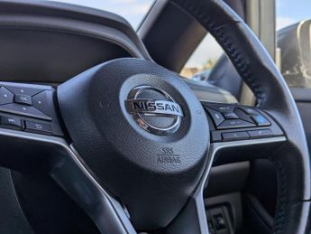 Nissan Leaf 40kWh Tekna Hatchback 5dr Electric Auto (150 ps)