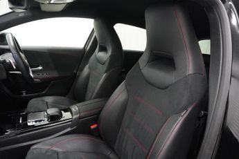 Mercedes-Benz A Class 1.5 A180d AMG Line (Executive) Hatchback 5dr Diesel 7G-DCT | Ful