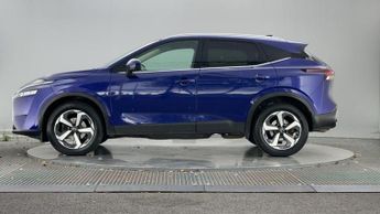 Nissan Qashqai 1.3 DIG-T MHEV N-Connecta SUV 5dr Petrol Hybrid XTRON Euro 6 (s/