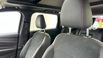 Ford Kuga 2.0 TDCi EcoBlue ST-Line Edition SUV 5dr Diesel Powershift AWD E