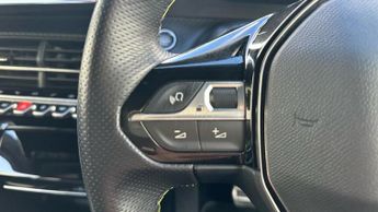 Peugeot E-2008 50kWh GT SUV 5dr Electric Auto (136 ps)