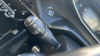 Peugeot E-2008 50kWh GT SUV 5dr Electric Auto (136 ps)