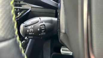 Peugeot E-2008 50kWh GT SUV 5dr Electric Auto (136 ps)