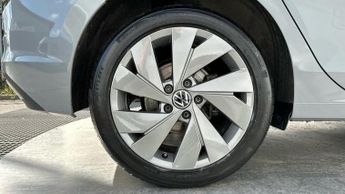 Volkswagen Golf 2.0 TDI Style Hatchback 5dr Diesel DSG Euro 6 (s/s) (150 ps)