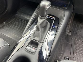 Toyota Corolla 1.8 VVT-i Hybrid Design 5dr CVT