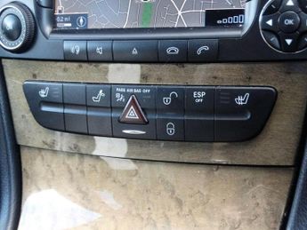 Mercedes-Benz E Class 6.2 E63 AMG Saloon 4dr Petrol G-Tronic (341 g/km 514 bhp)