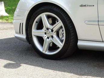 Mercedes-Benz E Class 6.2 E63 AMG Saloon 4dr Petrol G-Tronic (341 g/km 514 bhp)