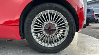 Fiat 500e 42kWh RED Hatchback 3dr Electric Auto (118 ps)