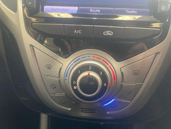Hyundai ix20 1.6 SE Nav 5dr Auto