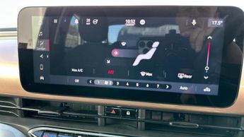 Fiat 500e 42kWh Icon Hatchback 3dr Electric Auto (118 ps)