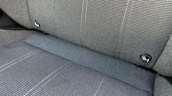 Renault Megane E-Tech 60kWh iconic Hatchback 5dr Electric Auto (optimum charge) (220 p