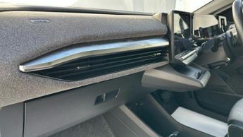 Renault Megane E-Tech 60kWh iconic Hatchback 5dr Electric Auto (optimum charge) (220 p