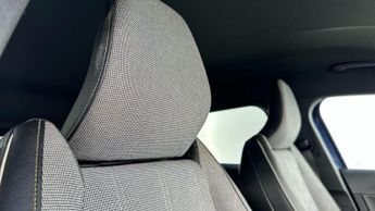 Renault Megane E-Tech 60kWh iconic Hatchback 5dr Electric Auto (optimum charge) (220 p