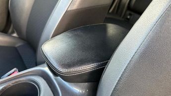 Nissan Juke 1.0 DIG-T N-Connecta SUV 5dr Petrol DCT Auto Euro 6 (s/s) (114 p