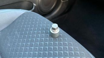 Nissan Juke 1.0 DIG-T N-Connecta SUV 5dr Petrol DCT Auto Euro 6 (s/s) (114 p