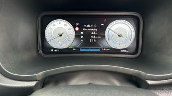 Hyundai KONA 64kWh Premium SUV 5dr Electric Auto (10.5kW Charger) (204 ps)