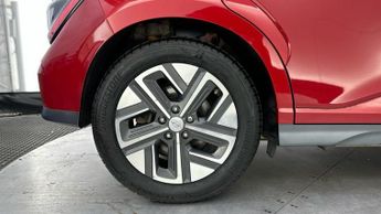 Hyundai KONA 64kWh Premium SUV 5dr Electric Auto (10.5kW Charger) (204 ps)
