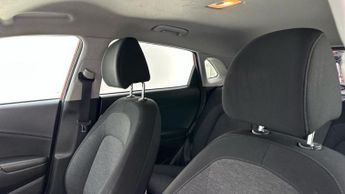 Hyundai KONA 64kWh Premium SUV 5dr Electric Auto (10.5kW Charger) (204 ps)