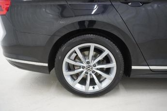 Volkswagen Passat 1.5 TSI EVO R-Line Estate 5dr Petrol DSG Euro 6 (s/s) (150 ps) |