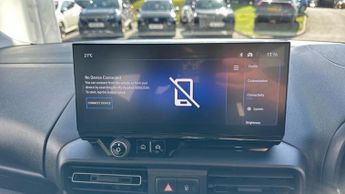 Vauxhall Combo Life Electric 52kWh Design MPV 5dr Electric Auto (7.4kW Charger) (136 ps)