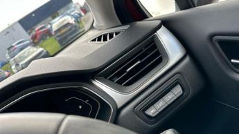 Renault Captur 1.6 E-TECH techno SUV 5dr Petrol Hybrid Auto Euro 6 (s/s) (145 p