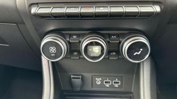 Renault Captur 1.6 E-TECH techno SUV 5dr Petrol Hybrid Auto Euro 6 (s/s) (145 p