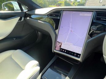 TESLA Model S (Dual Motor) Long Range Auto 4WD 5dr