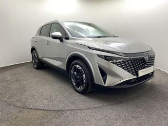 Nissan Qashqai 1.3 DiG-T MH 158 N-Connecta [Glass Rf] 5dr Xtronic